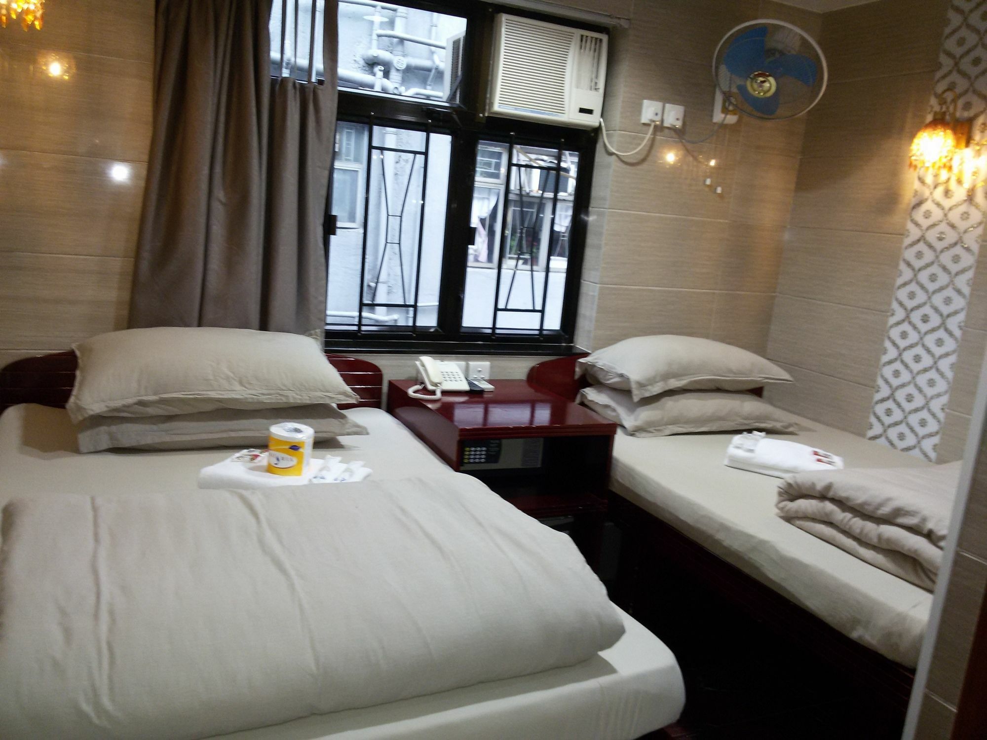 Hotel Aashiana à Kowloon  Extérieur photo