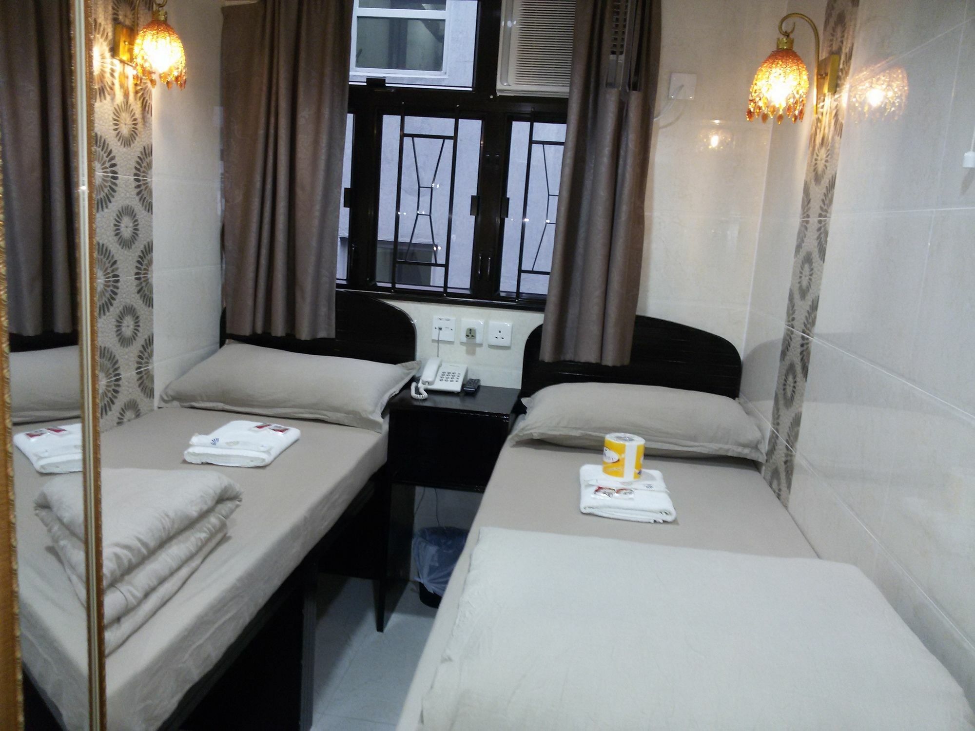 Hotel Aashiana à Kowloon  Extérieur photo